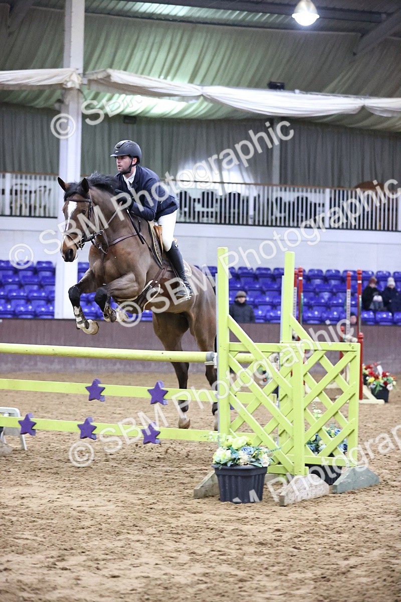 SBM_2392 - Class 9 - Senior Newcomers/ 1.10m Open