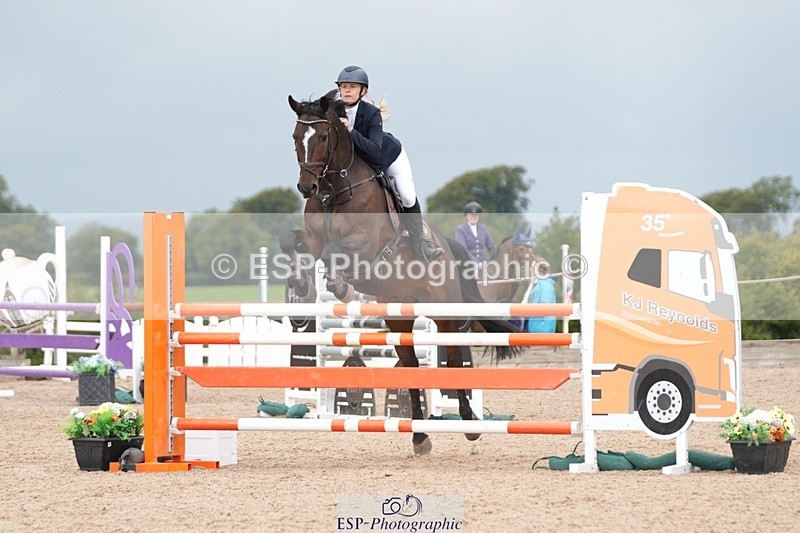 250913-123835-06929 - Cls 15 Snr Foxhunter