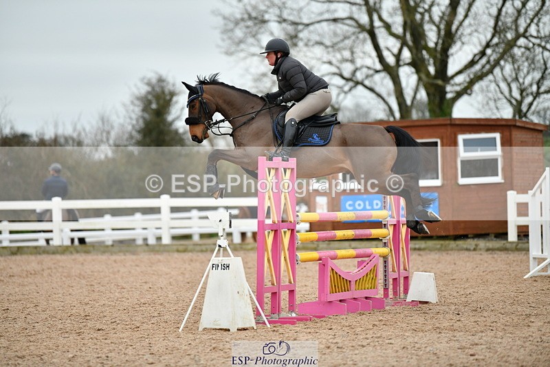 240112A-122944-00734 - Cls 5 Newcomers and 1.10m Open