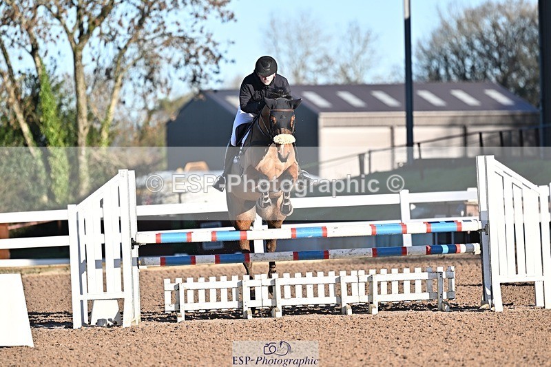 251203-102240-00124 - Cls 1 British Novice and 90cm Open