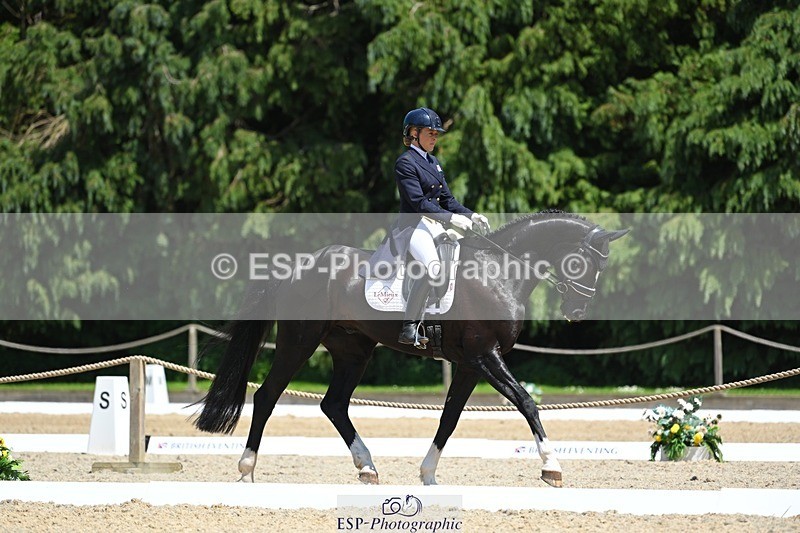 230526-135549-06853 - 480-FLOW_7-Mollie_Summerland-DR