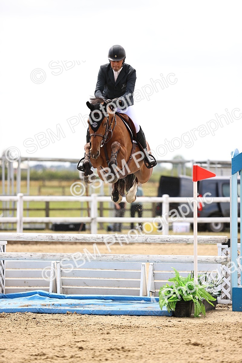 SBM_010619 - Class 9 - Senior Foxhunter - 1.20m Open