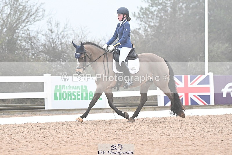 240217A-093127-00385 - 215-Olivia.Luscombe-Caederwin.Lady.Elinor