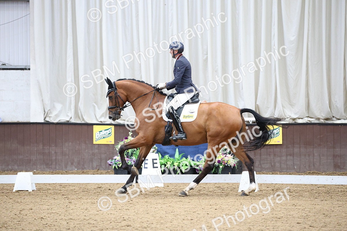 SBM_003366 - Class 5 - Novice 6 Gold - 13.05-14.00