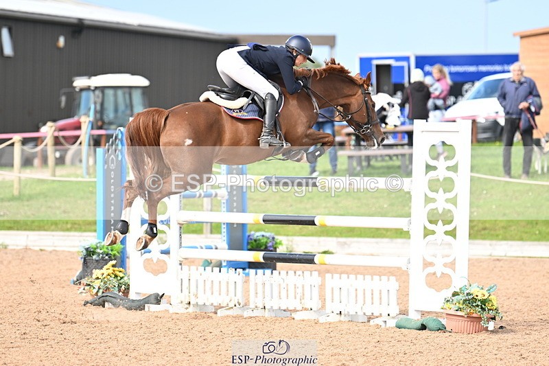 240912A-143114-02198 - Cls 5 National 1.30m Open