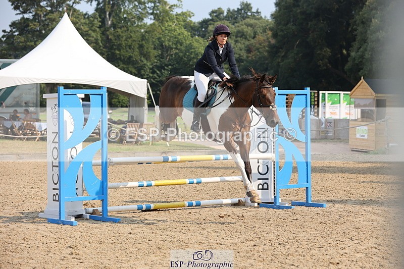 250816A-102054-00665 - Cls 3 Snr British Novice