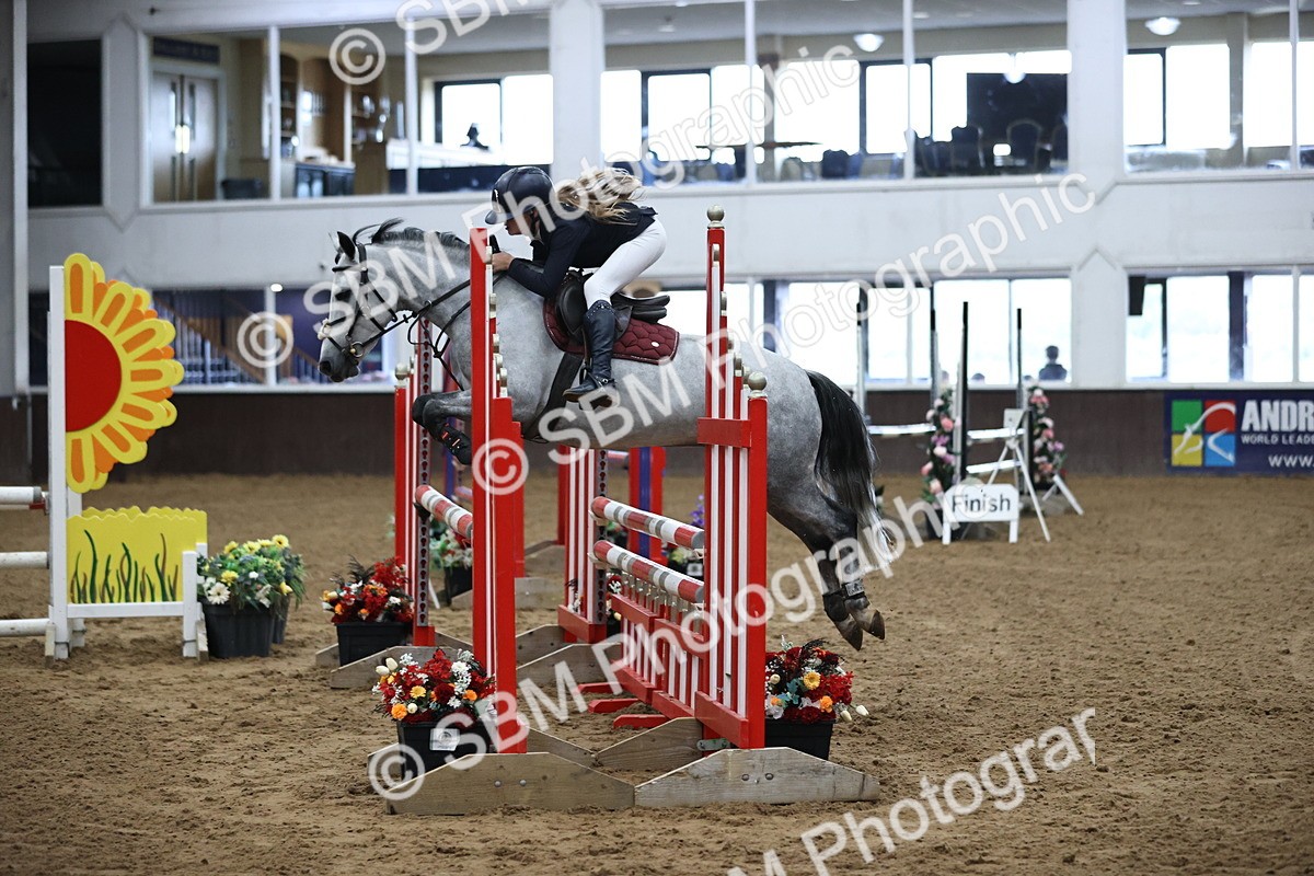 SBM_000914 - Class 4 - Springboard 128cm 138cm Restricted Handicap 90cm 1.00m