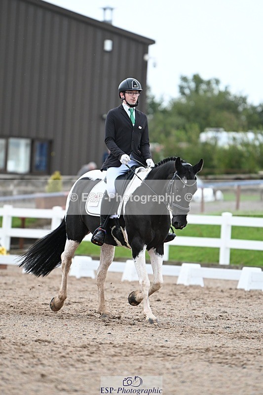 250907-120232-07346 - 020-Leo.De-ValentinoBarfields.Cosmopolitan