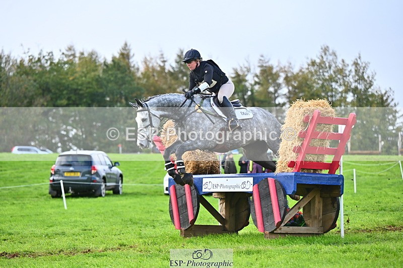 251025A-104552-16854 - D-360-Hannah.Norvill