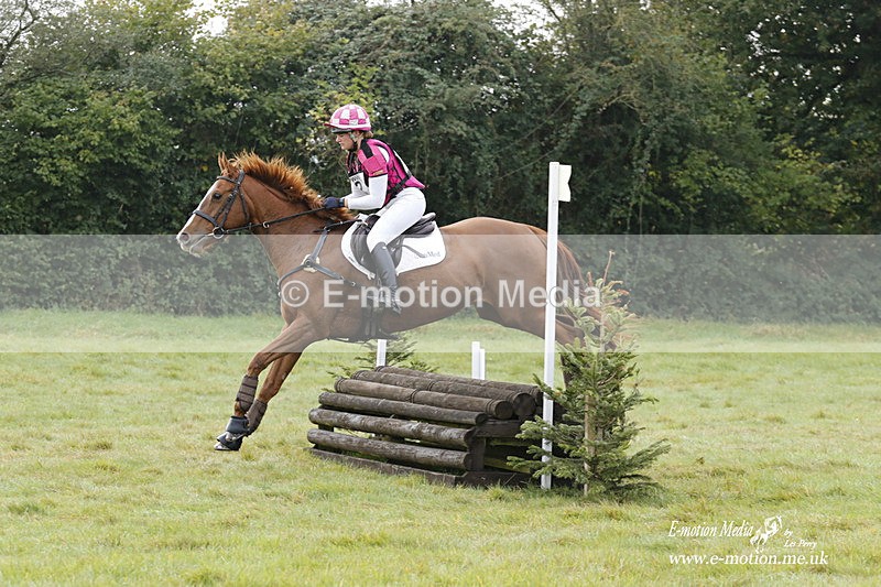  WWHT 171021 1042 - Open Novice (0.80m)  17/10/21