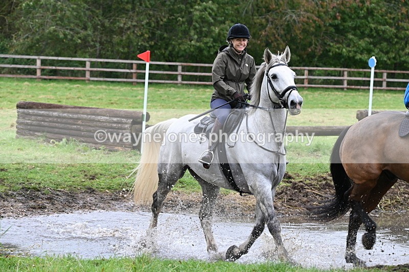 WJ6_6553 - Time at Photographer 12:41 to 13:05