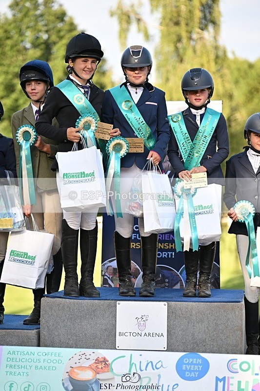 250822A-172919-24636 - Friday Presentations