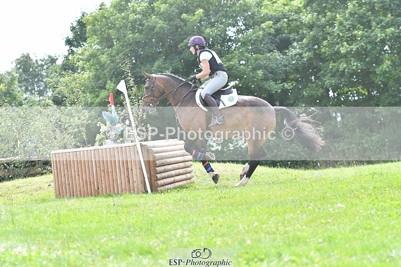 240803-144952-08049 - 225-Molly_Swain-SOCKS