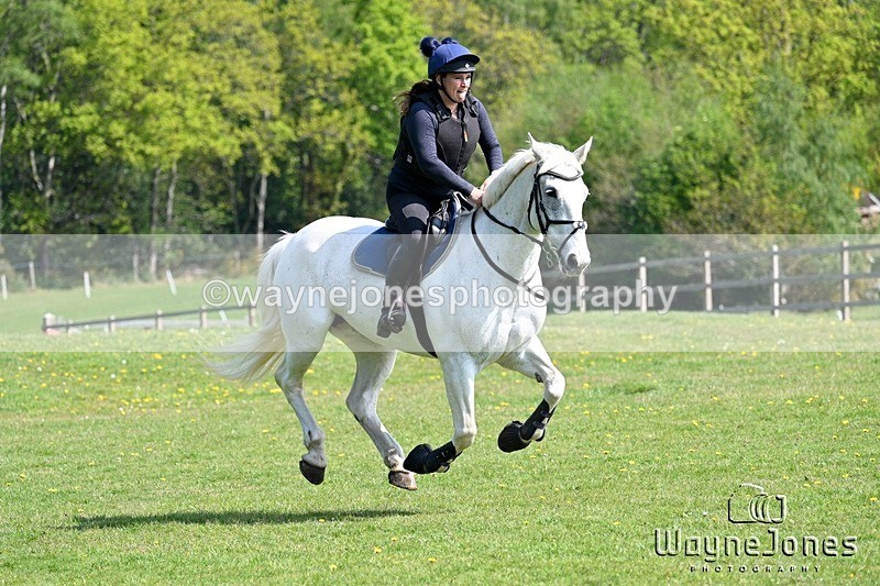 WJ7_6782 - The stables at Tweseldown 27-04-25