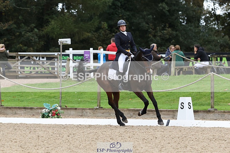 241024-114105-01772 - 136-Emma.Wilkes-OAKPORT.WEST.COAST.EXPRESS