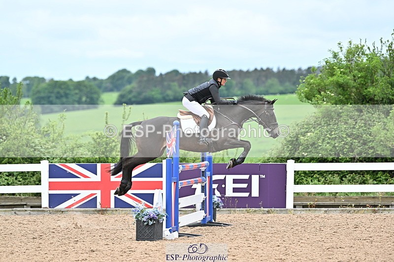 240523A-102701-01508 - Cls 1 Snr 1.05m and 1.10m