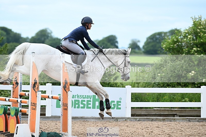 240609A-151215-06398 - Cls 27&28 85cm and 95cm Amateur Qualifier