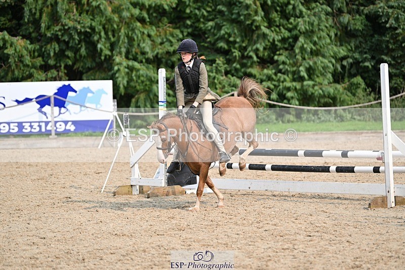 240818-161733-05381 - Cls 13 Pony Intro 70cm