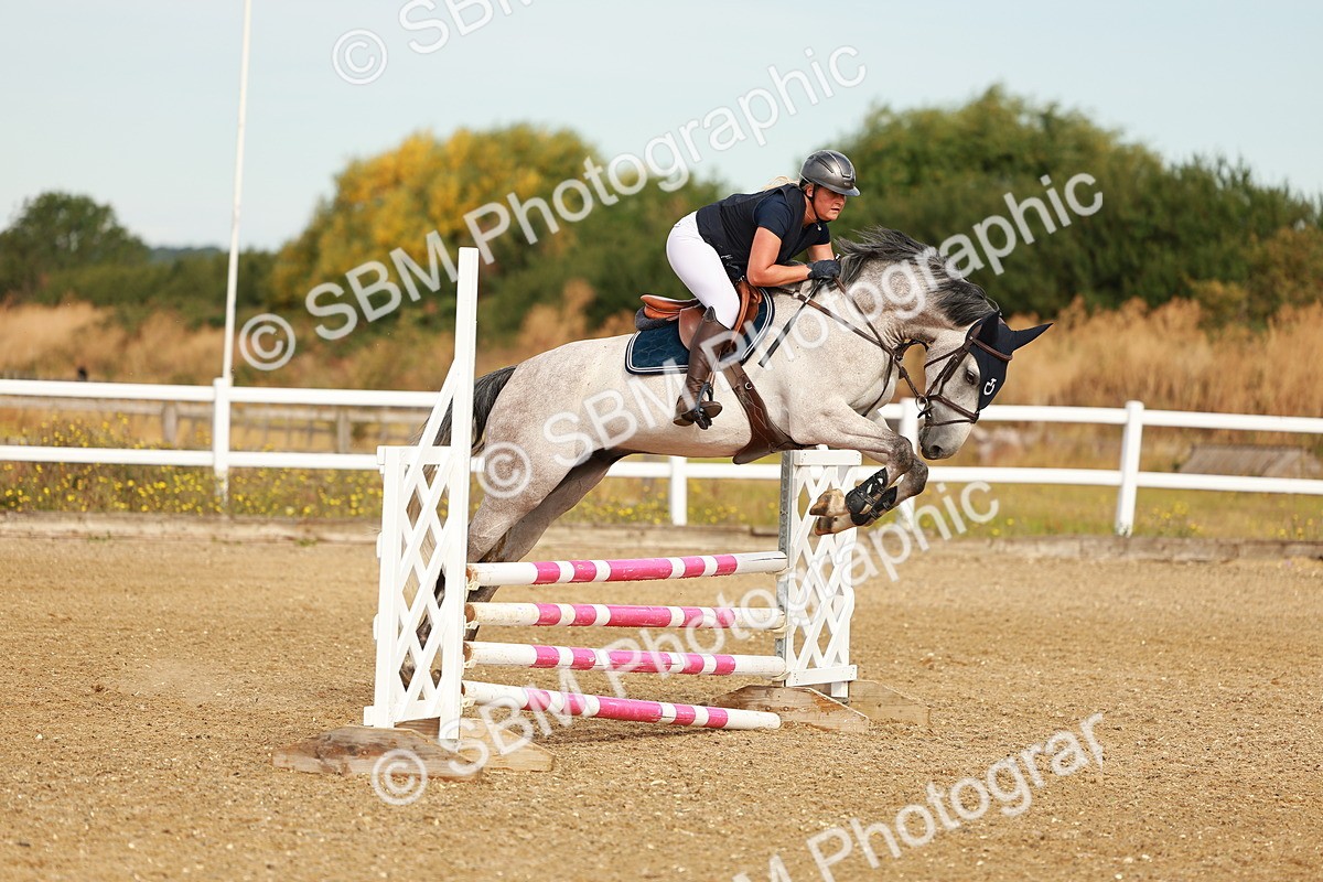 SBM_001968 - Class 8 - Clear Round