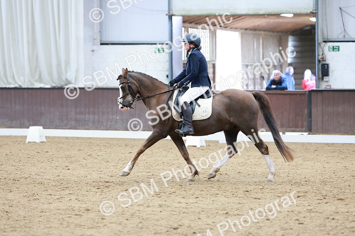 SBM_010127 - Class 6b - Novice 6 - 12.40-13.43