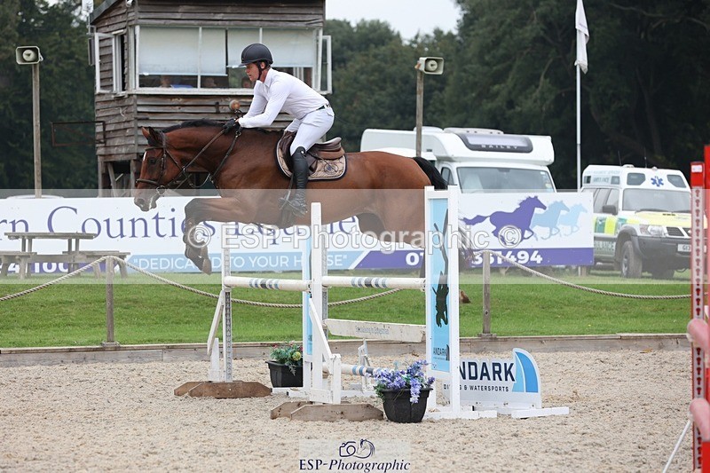 230908-174433-03462 - Cls 9 Snr Newcomers & 1.10m Open