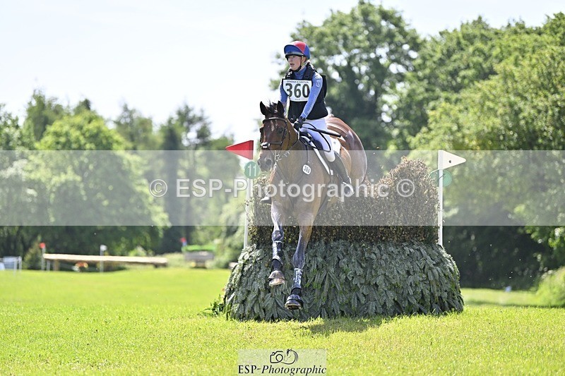 240525-114305-13092 - 360-JELSON-Lucy_Collecott