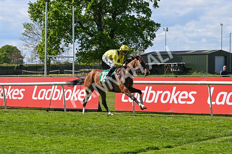 030525-Race 4-Woroodd-3043 - Race 4