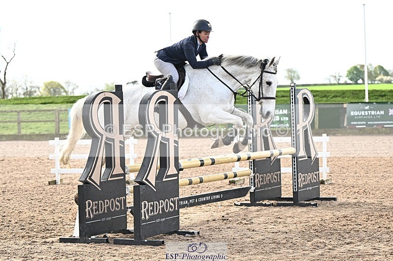 250416-095757-00163 - Cls 1 British Novice and 90cm