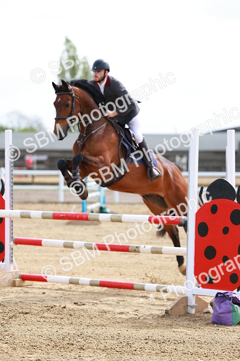 SBM_002144 - Class 9 - Senior Discovery - 1.00m