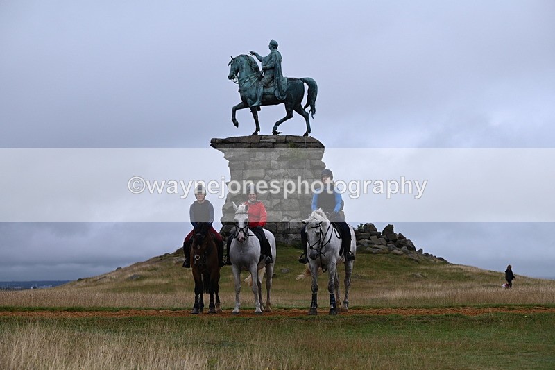 DSC_2326 - Time at Statue 12:34 to 12:56