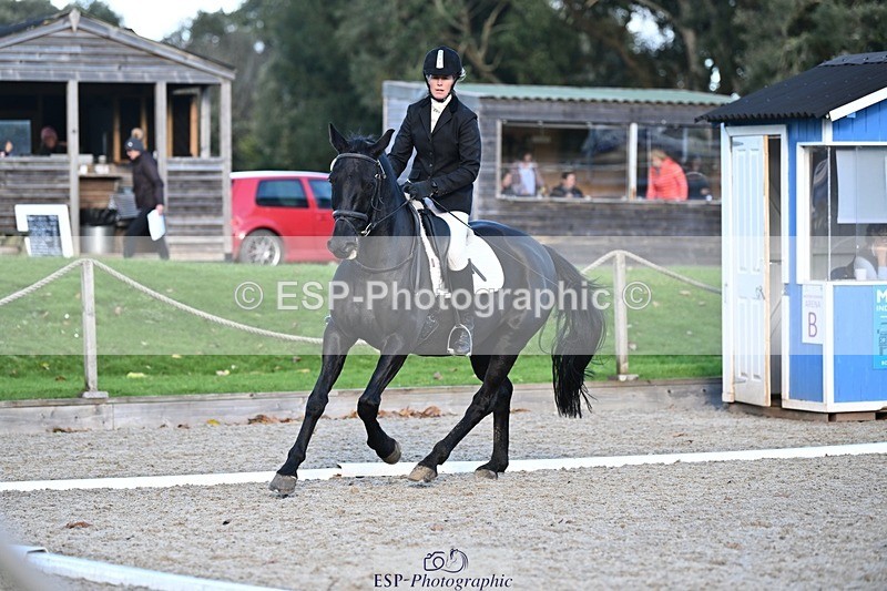 231110-134758-01058 - Cls 4 Novice 39Q