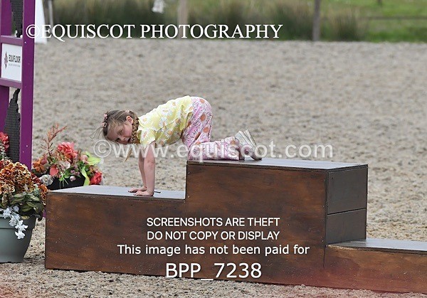 BPP_7238 - CLASS 7 FRI Senior Discovery/ 1m Open