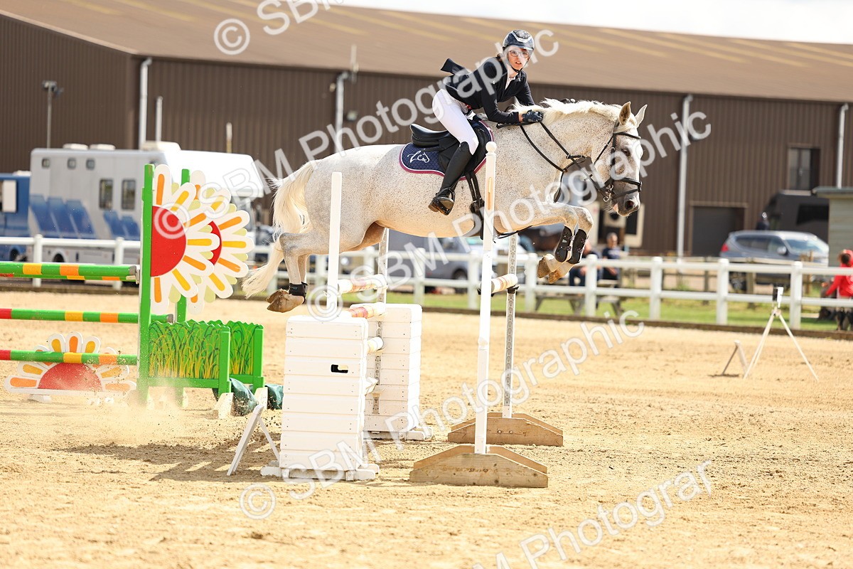 SBM_010402 - Class 4 - Senior Foxhunter - 1.20m Open