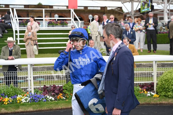 yr10062022r4-34 - Race 4 3.30pm Seat Unique Ganton Stakes