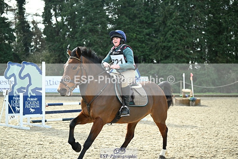 250309A-102826-00536 - Cls 01 70cm 09-50 to 10.30