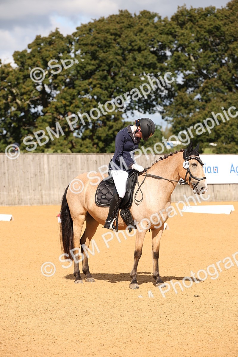 SBM_04246 - D2 Small Tour Championship Intro C