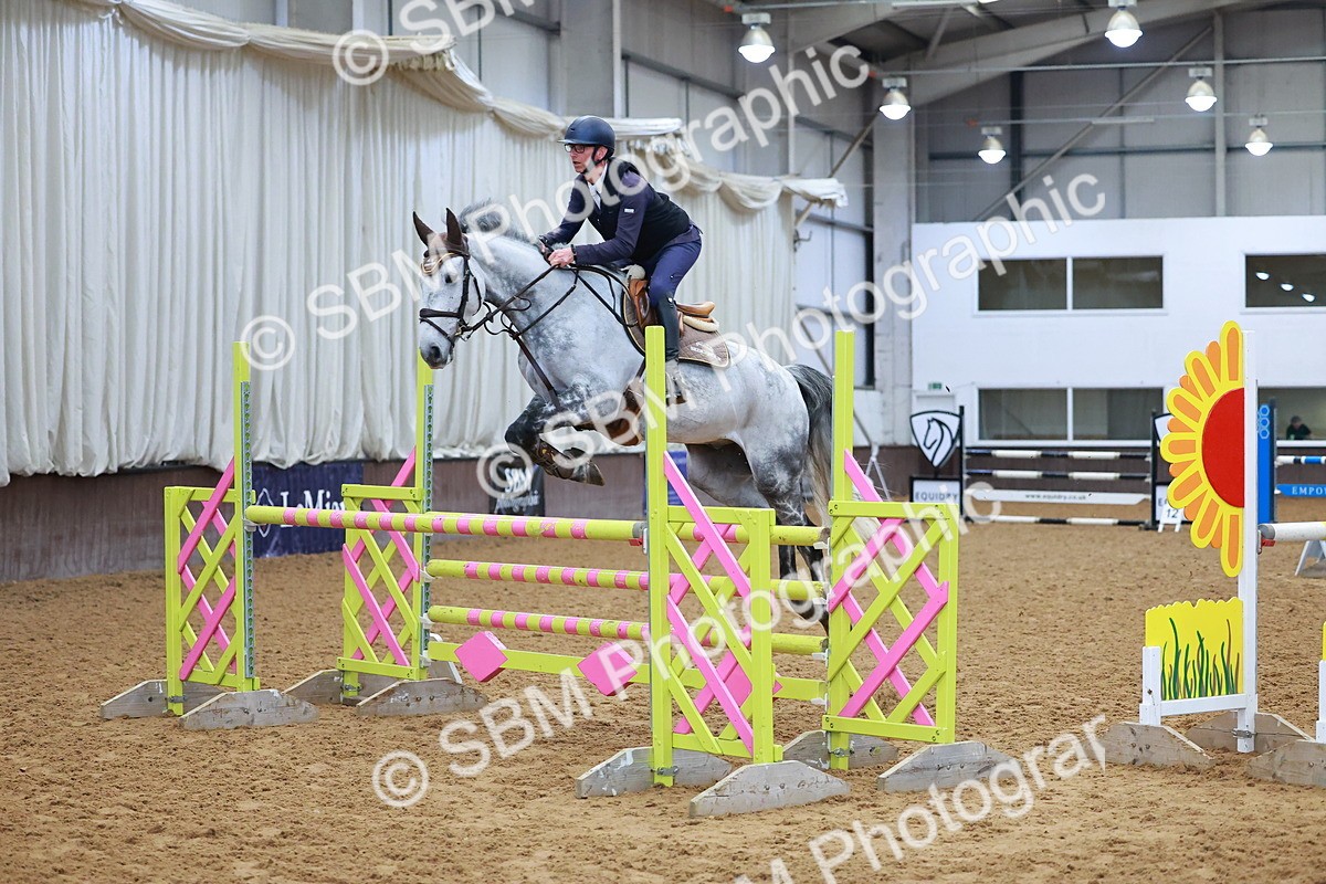 SBM_001560 - Class 4 - Senior Newcomers 1.10m