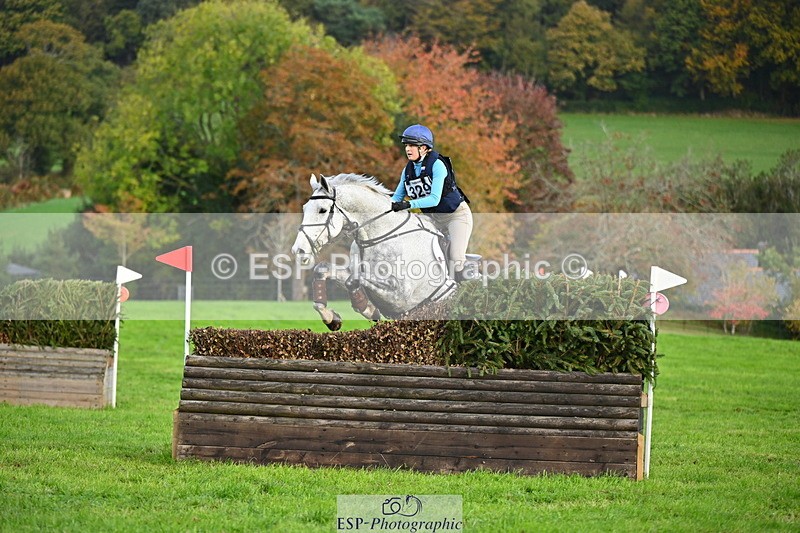251025A-100036-16492 - D-329-Clementine.Montgomerie