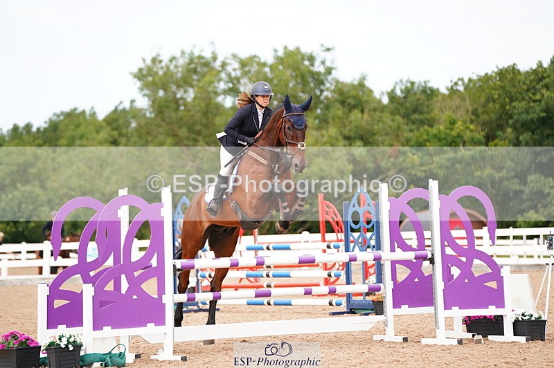 240803A-142152-08466 - Cls 38 1.05m Amateur Qualifier