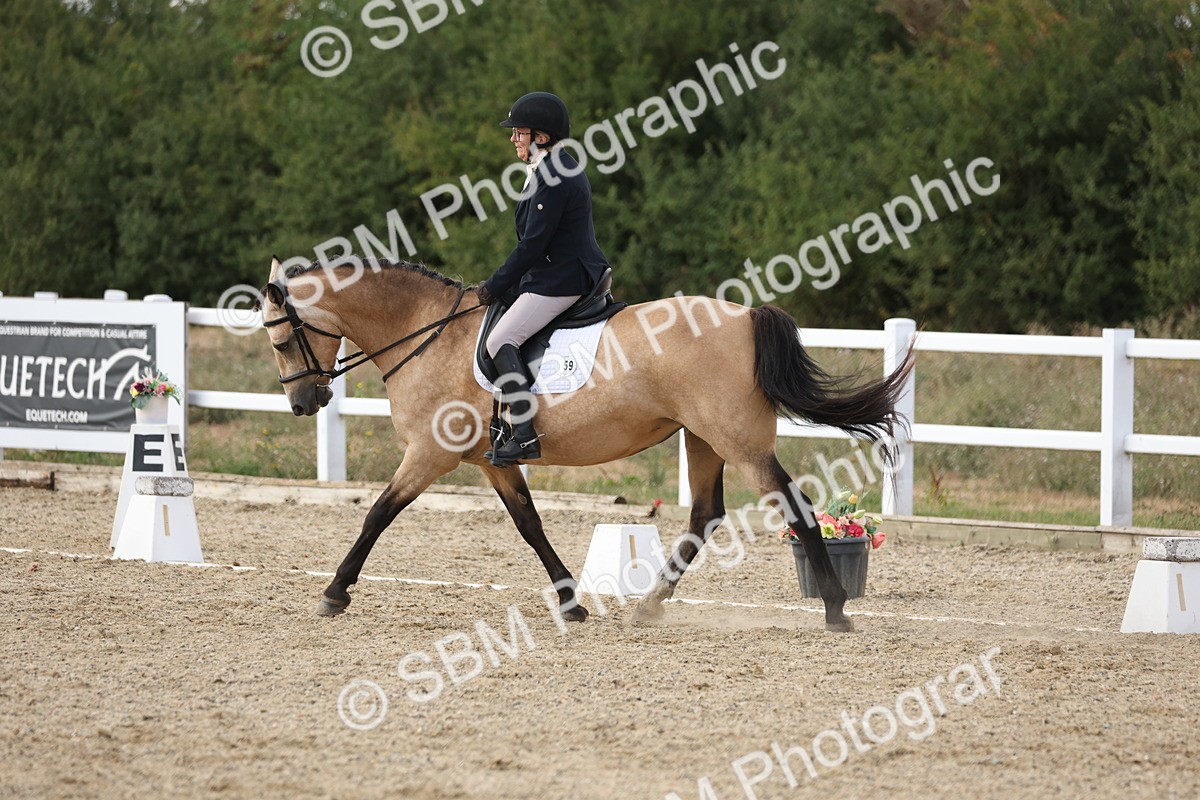 SBM_015681 - Class 6 - E5 Silver 15.54.16.58