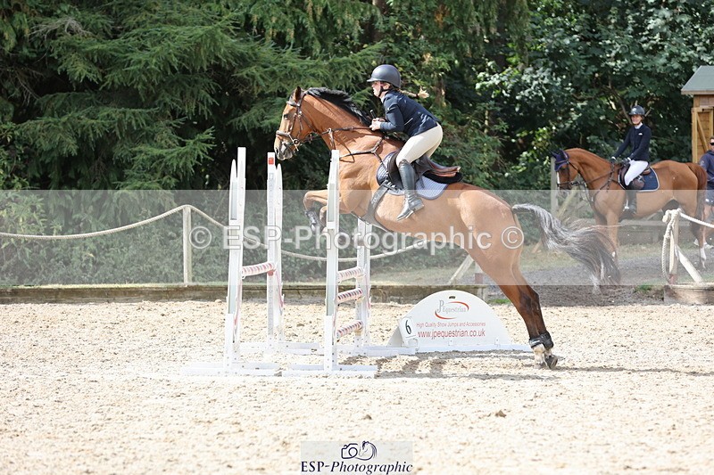 250829A-112401-01356 - Cls 7 British Novice and 90cm