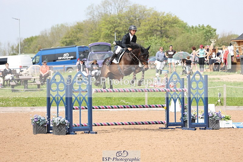 240511A-143438-14351 - Cls 36 National 1.30m Open