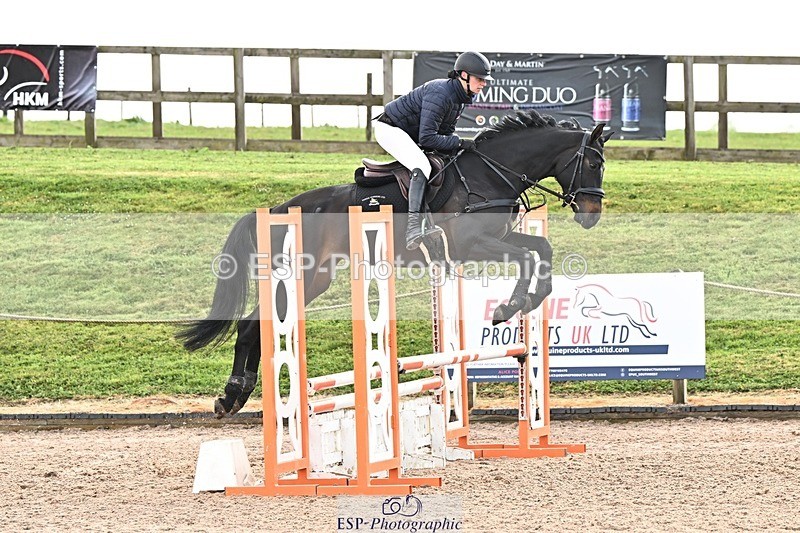 250416-092133-00035 - Cls 1 British Novice and 90cm