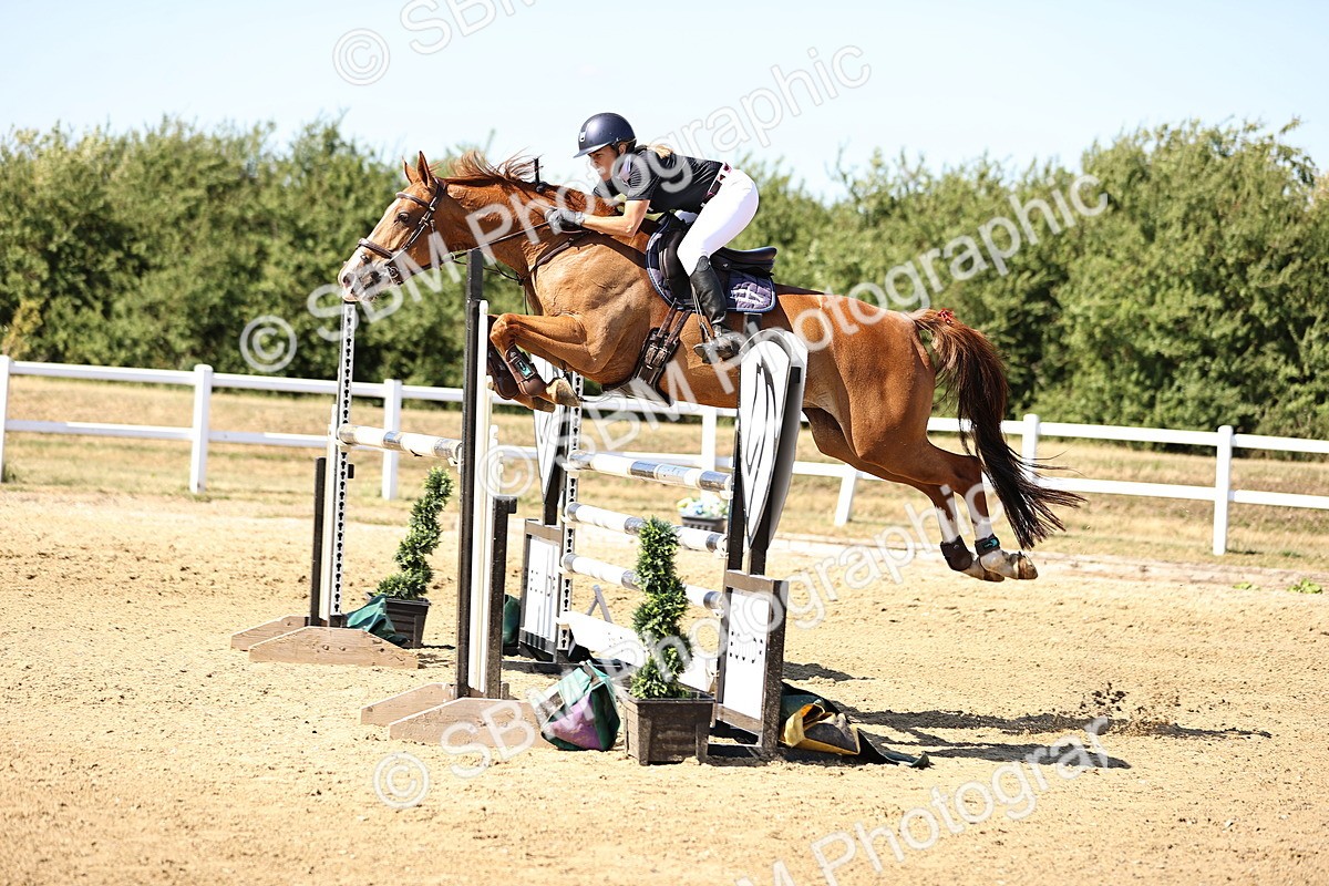 SBM_015540 - Class 16 - Senior foxhunter - 1.20m Open
