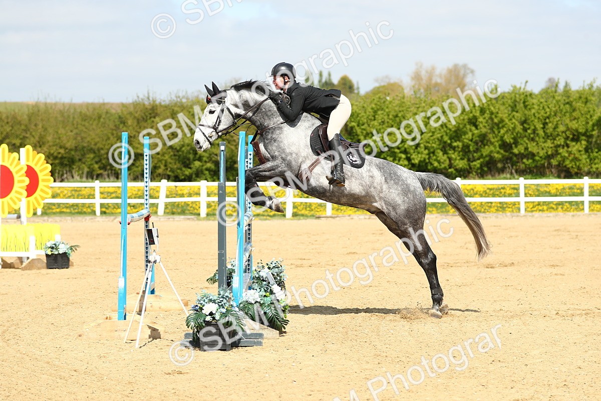 SBM_001297 - Class 5 - Senior Foxhunter 1.20m