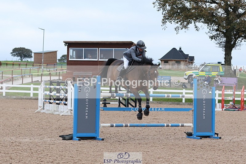 241101A-153429-03038 - FRI Cls 7 Blue Chip Grade B&C Jump Off