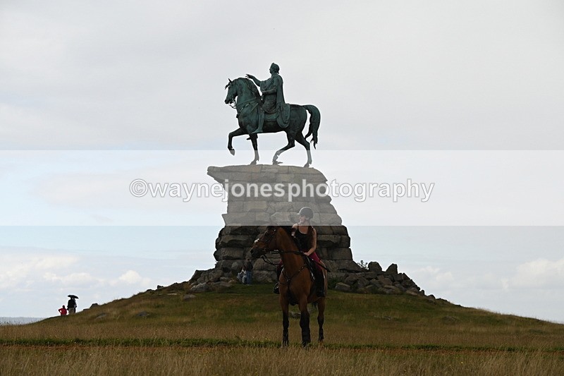DSC_8363 - Time at Statue 13:52 to 14:33