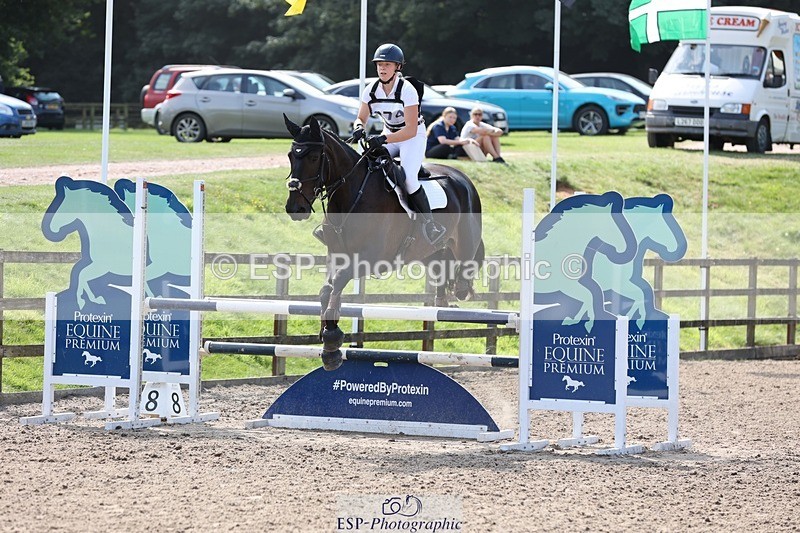 240803-154345-09041 - 274-Molly_Frampton-OBSIDIAN_ROYALE