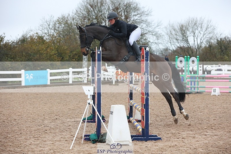 231112A-103904-03382 - Cls 17 Blue Chip Novice Winter Qualifier