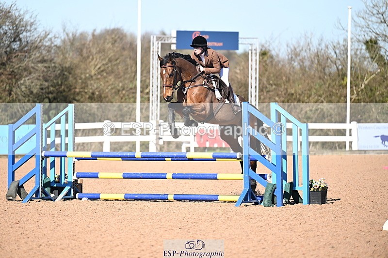 260318B-103848-00140 - Clear Round & Brit Nov 90cm